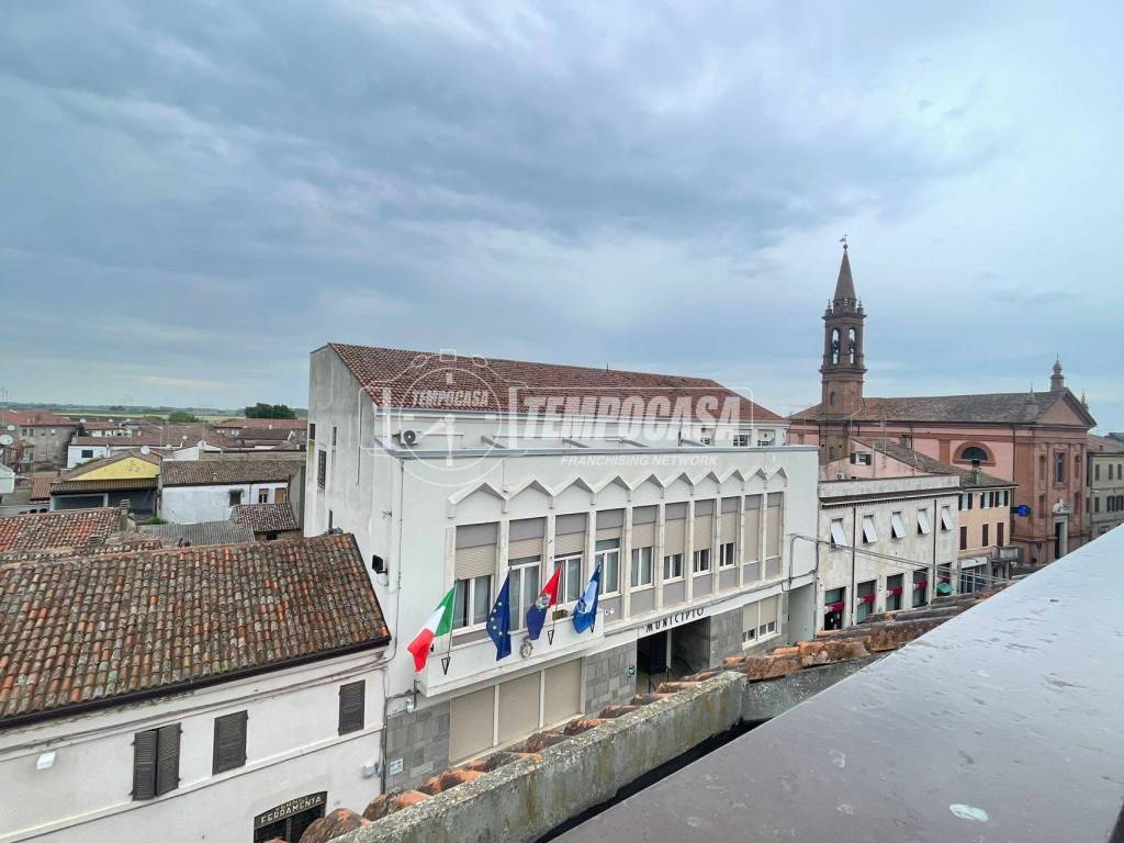 appartamento in vendita a Comacchio in zona Porto Garibaldi
