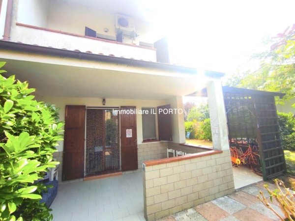 casa indipendente in vendita a Comacchio in zona Lido degli Scacchi