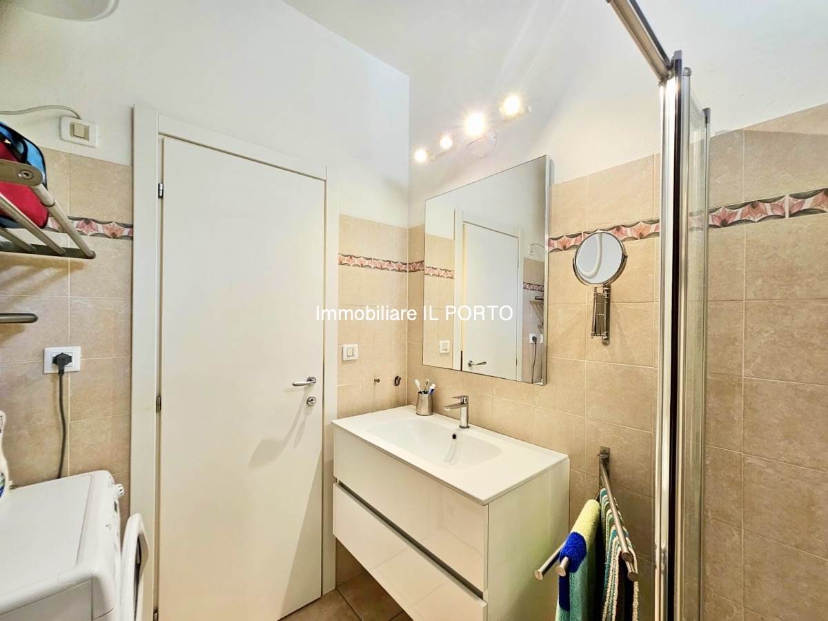 casa indipendente in vendita a Comacchio in zona Lido degli Estensi