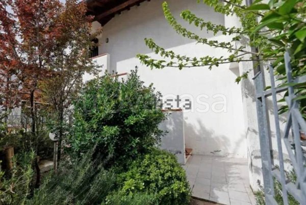 casa indipendente in vendita a Comacchio in zona Lido degli Estensi