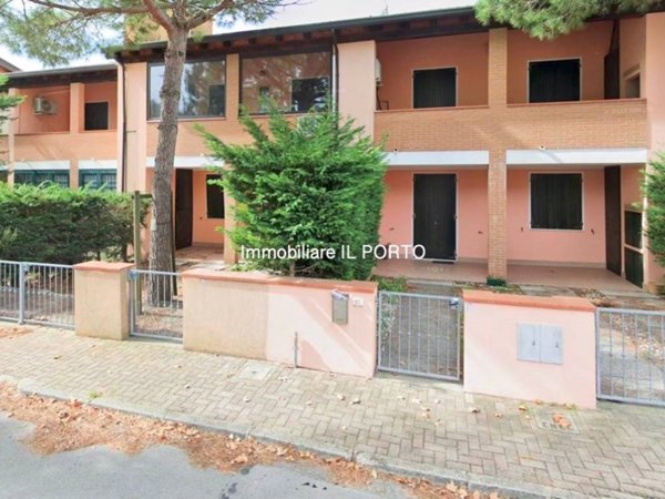 casa indipendente in vendita a Comacchio in zona Lido di Volano