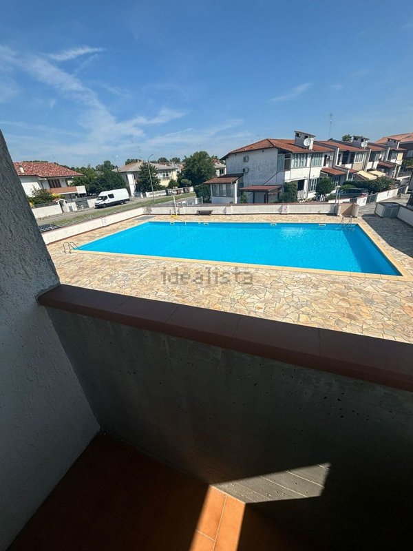 casa indipendente in vendita a Comacchio in zona Lido degli Estensi