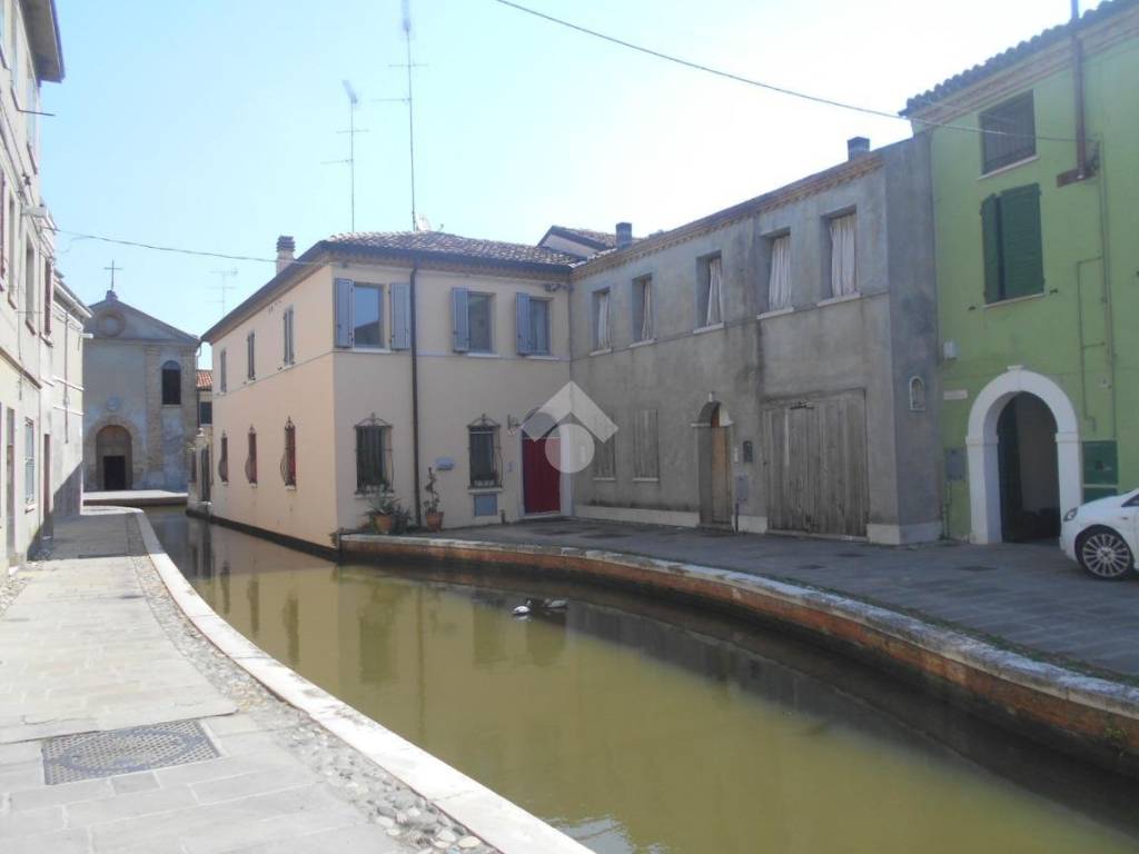 casa indipendente in vendita a Comacchio