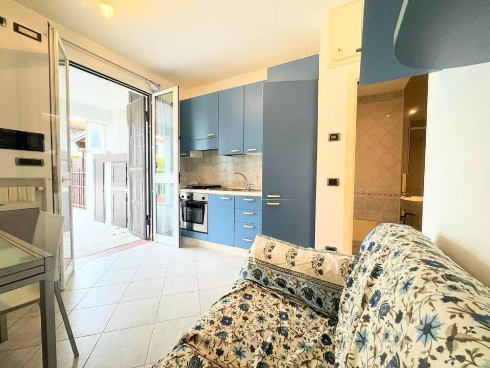 casa indipendente in vendita a Comacchio in zona Lido degli Estensi