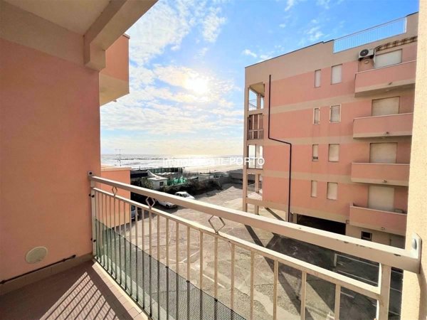 appartamento in vendita a Comacchio in zona Lido degli Scacchi