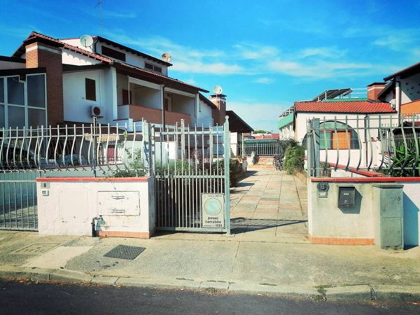 casa indipendente in vendita a Comacchio in zona Lido delle Nazioni