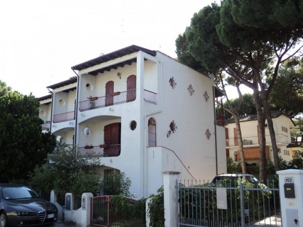 casa indipendente in vendita a Comacchio in zona Lido di Spina