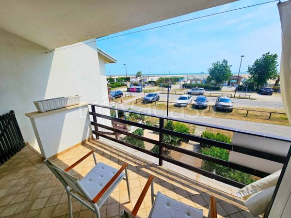 casa indipendente in vendita a Comacchio in zona Lido degli Estensi