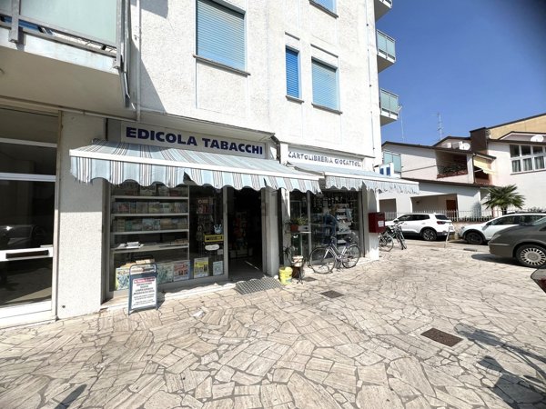 locale commerciale in vendita a Comacchio in zona Lido di Pomposa