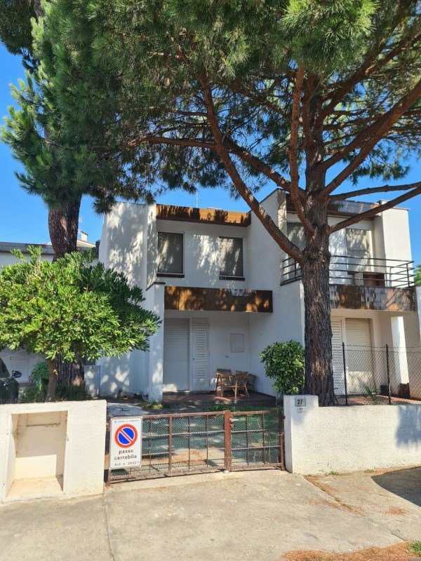 casa indipendente in vendita a Comacchio in zona Lido delle Nazioni