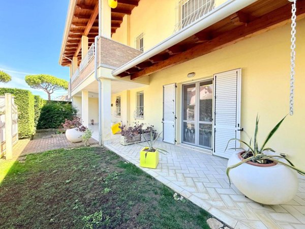 casa indipendente in vendita a Comacchio in zona San Giuseppe