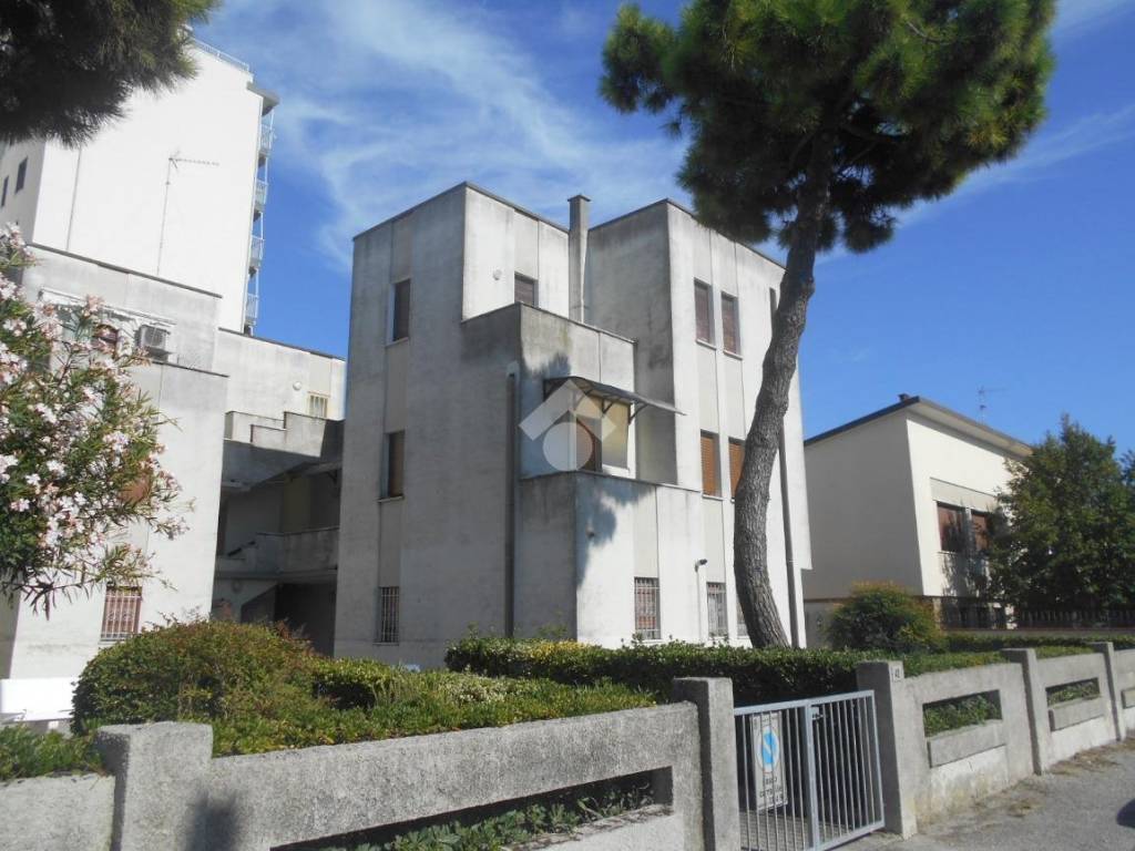 appartamento in vendita a Comacchio in zona Porto Garibaldi