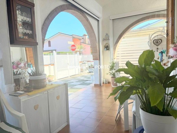 casa indipendente in vendita a Comacchio in zona Lido di Pomposa