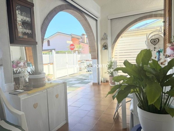 casa indipendente in vendita a Comacchio in zona Lido di Pomposa