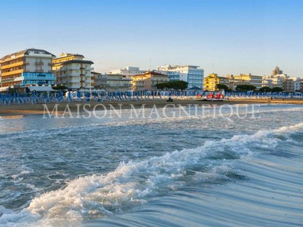 casa indipendente in vendita a Comacchio in zona Lido delle Nazioni
