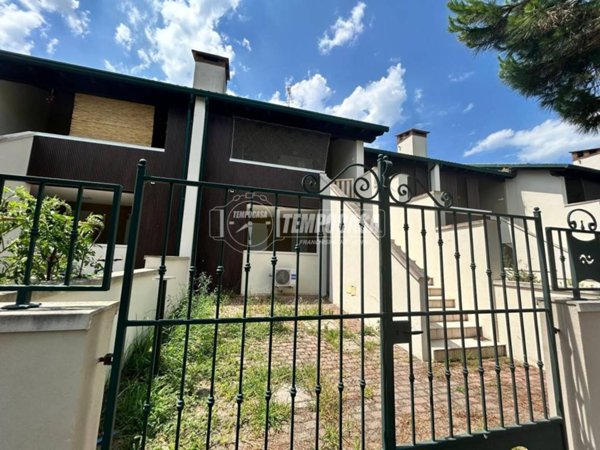 appartamento in vendita a Comacchio in zona Lido delle Nazioni