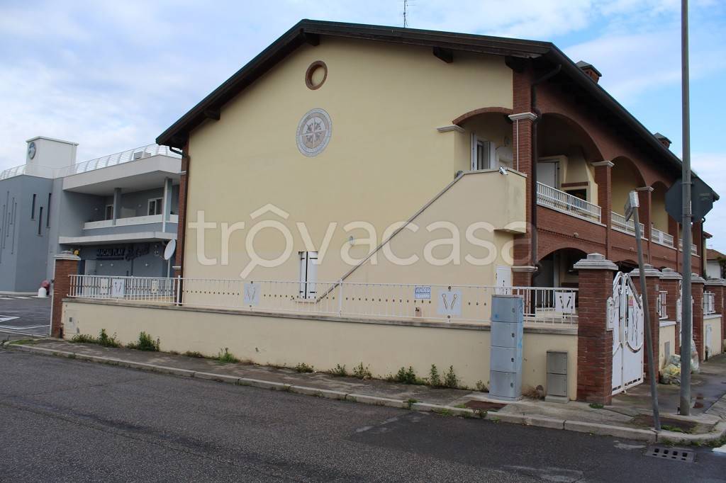 casa indipendente in vendita a Comacchio in zona San Giuseppe