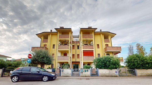 appartamento in vendita a Comacchio in zona Porto Garibaldi
