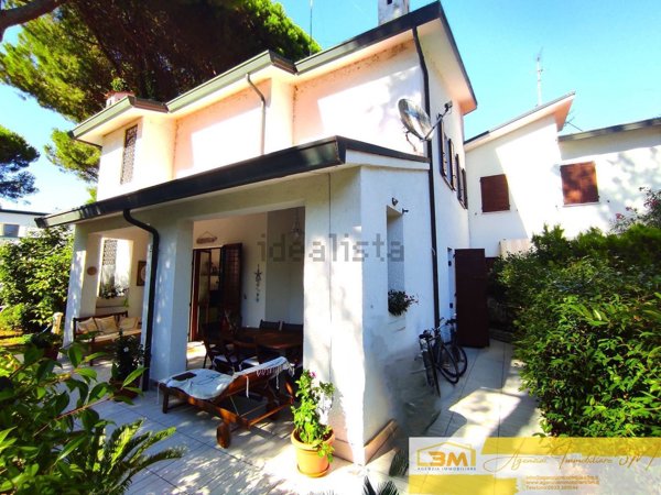 casa indipendente in vendita a Comacchio in zona Lido di Spina