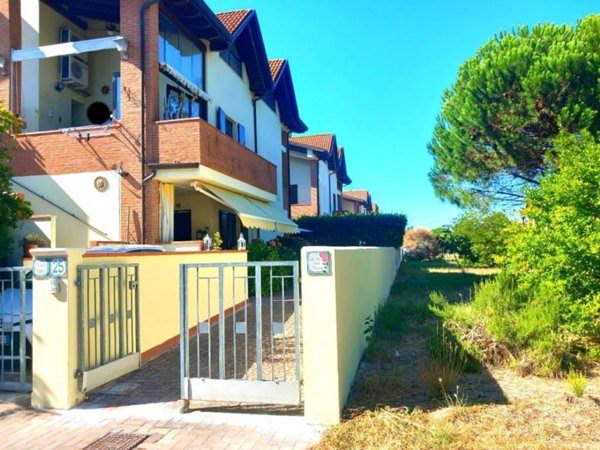 casa indipendente in vendita a Comacchio in zona San Giuseppe
