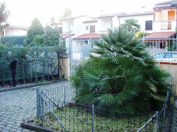 casa indipendente in vendita a Comacchio in zona Lido delle Nazioni