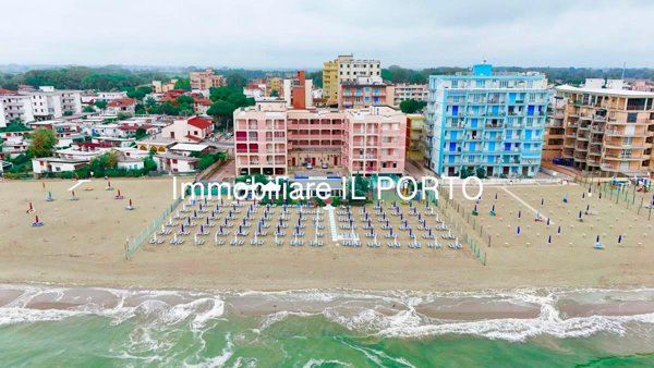 appartamento in vendita a Comacchio in zona Lido degli Scacchi