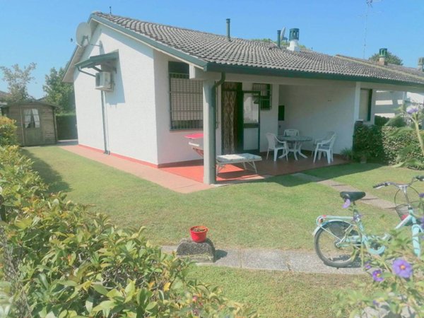 casa indipendente in vendita a Comacchio in zona Lido delle Nazioni