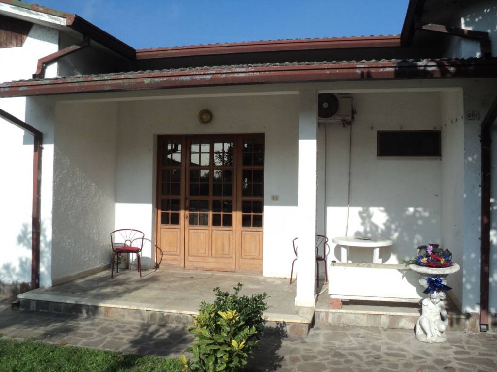 casa indipendente in vendita a Comacchio