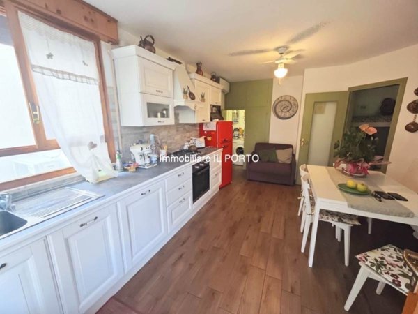 appartamento in vendita a Comacchio in zona Porto Garibaldi