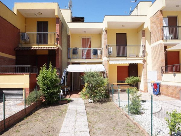 casa indipendente in vendita a Comacchio in zona Lido delle Nazioni