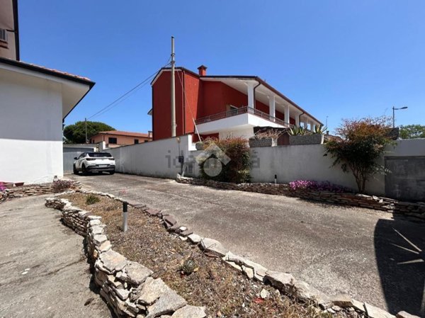 appartamento in vendita a Comacchio in zona Lido degli Estensi