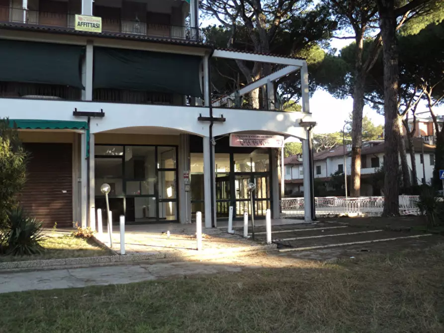 negozio in vendita a Comacchio in zona Lido di Spina