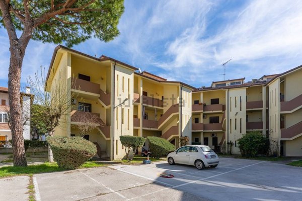 appartamento in vendita a Comacchio in zona Lido degli Estensi