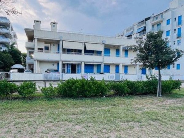 appartamento in vendita a Comacchio in zona Lido degli Estensi