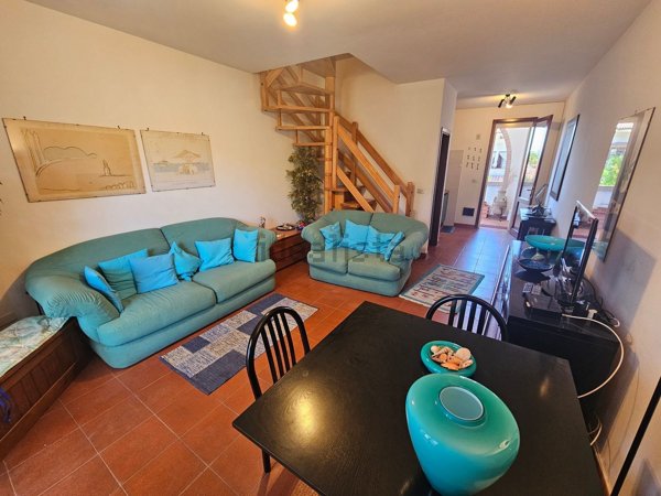 casa indipendente in vendita a Comacchio in zona Lido degli Estensi