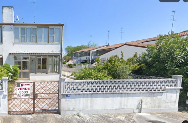 casa indipendente in vendita a Comacchio in zona Lido di Volano