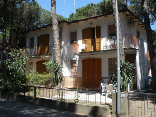 casa indipendente in vendita a Comacchio in zona Lido di Spina