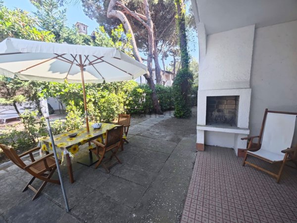 casa indipendente in vendita a Comacchio in zona Lido di Spina