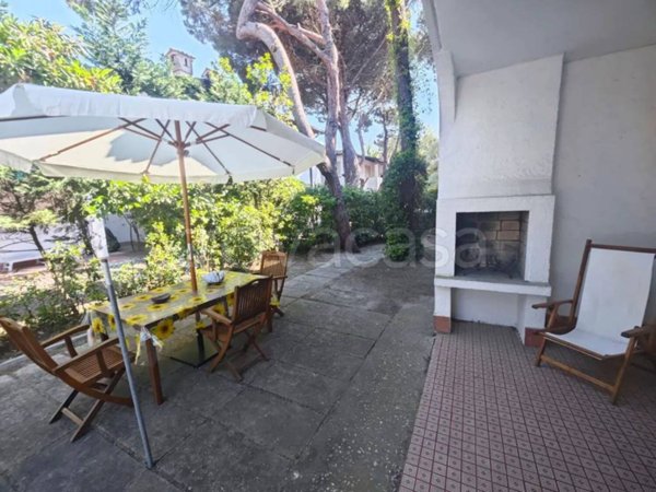 casa indipendente in vendita a Comacchio in zona Lido di Spina