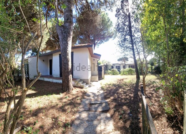 casa indipendente in vendita a Comacchio in zona Lido delle Nazioni