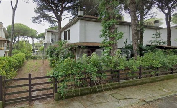 casa indipendente in vendita a Comacchio in zona Lido di Spina