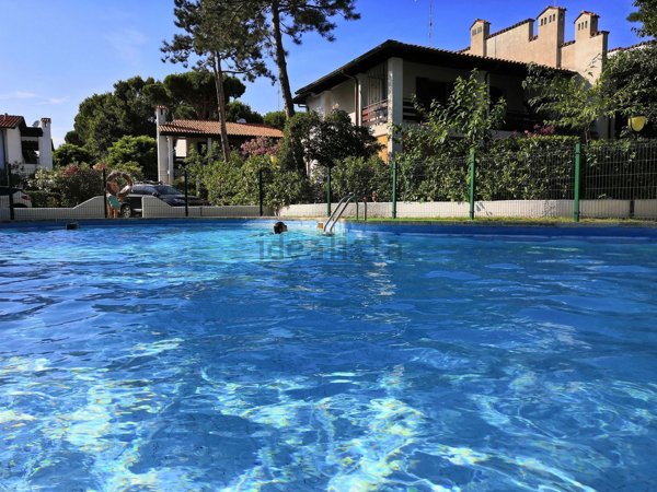 casa indipendente in vendita a Comacchio in zona Lido di Spina