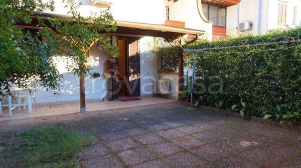 casa indipendente in vendita a Comacchio in zona Lido delle Nazioni