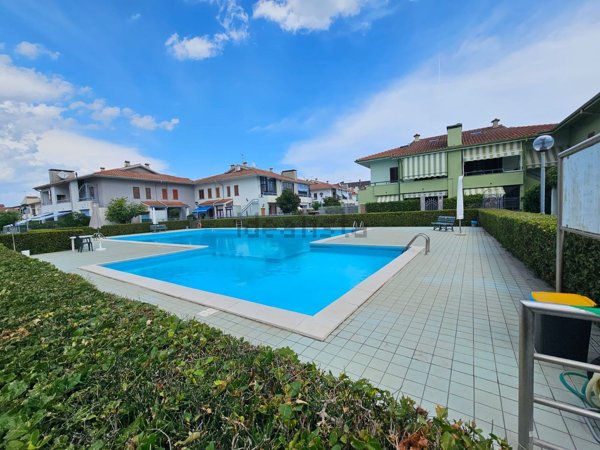 appartamento in vendita a Comacchio in zona Porto Garibaldi