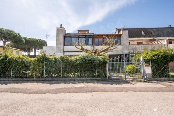 appartamento in vendita a Comacchio in zona Lido di Volano
