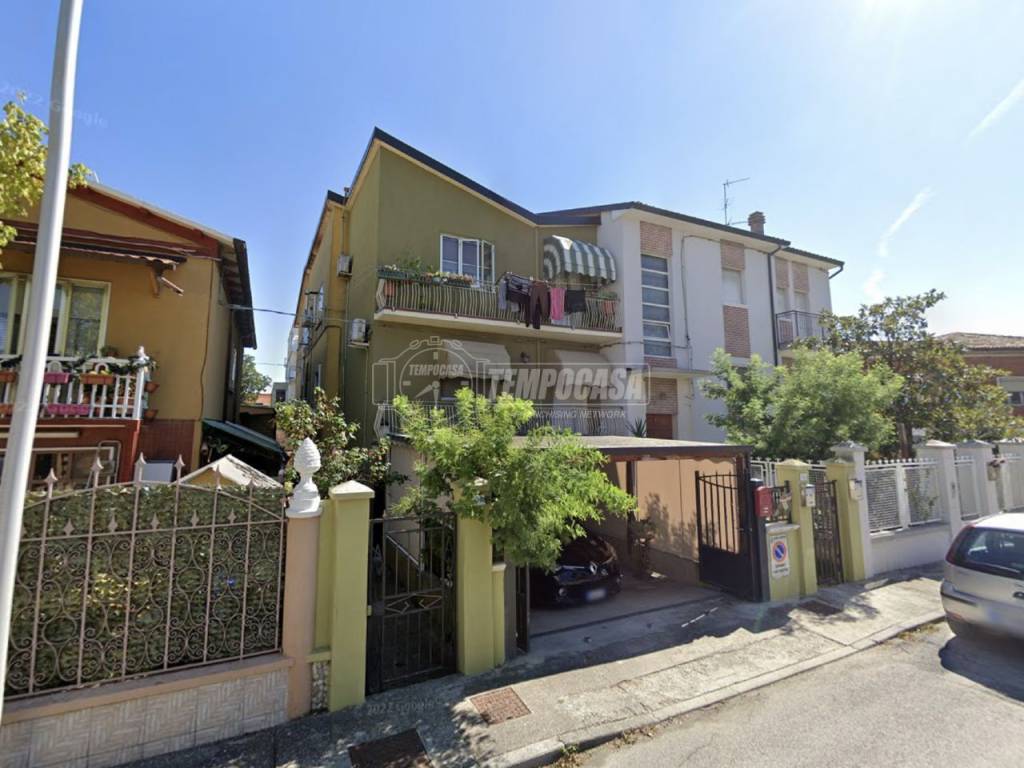 appartamento in vendita a Comacchio in zona Porto Garibaldi