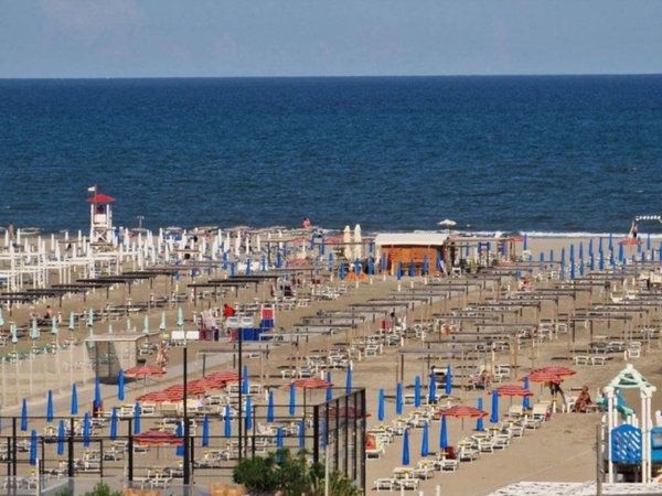 appartamento in vendita a Comacchio in zona Lido degli Estensi
