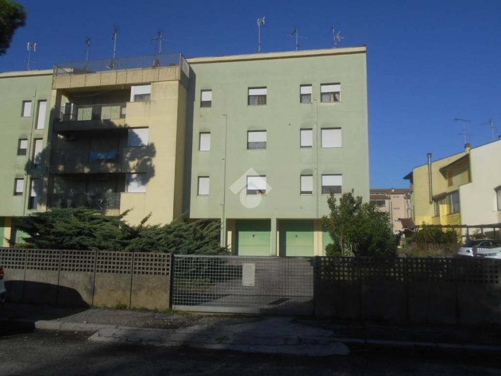 appartamento in vendita a Comacchio in zona Porto Garibaldi