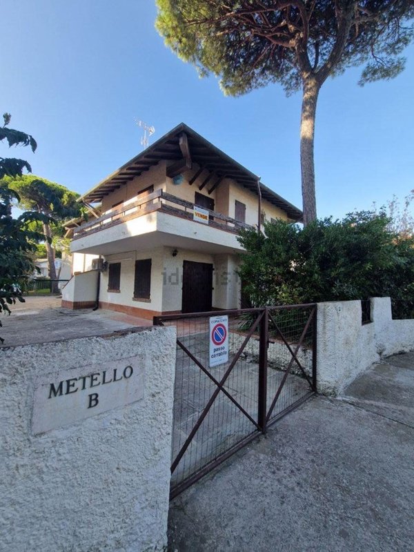 appartamento in vendita a Comacchio in zona Lido degli Estensi