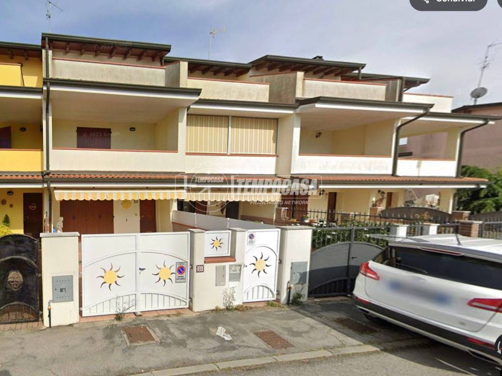 casa indipendente in vendita a Comacchio in zona Porto Garibaldi